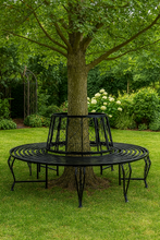 Laden Sie das Bild in den Galerie-Viewer, Baumbank Gartenbank rund Ø160 cm aus Metall – Vintage-Stil, wetterfest, bis 320 kg belastbar, pulverbeschichtet, schwarz