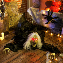 Laden Sie das Bild in den Galerie-Viewer, Animierte Halloween-Dekoration – Kriechende Zombie-Oma mit LED-Augen &amp; Sound, 183 cm