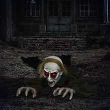 Laden Sie das Bild in den Galerie-Viewer, Halloween Dekoration kriechender Zombie 167 cm  LED-Lichter Soundfunktion